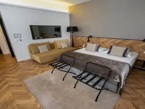 Urban Boutique Hotel Center