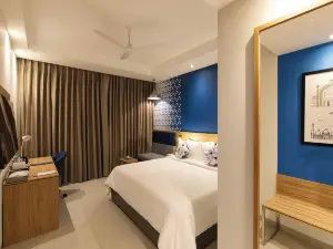 Hometel Alambagh Lucknow