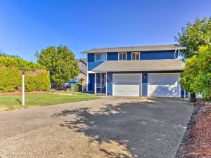 Lakeside Lacey Gem w/ Fire Pit + Private Dock