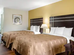 ควอลิตี้ อินน์ แมคคอมบ์