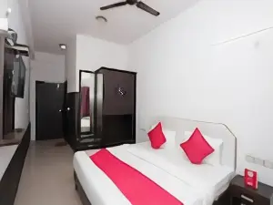 OYO 40300 Hotel Arjit Palace