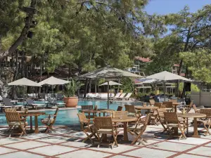 Marti Hemithea Hotel