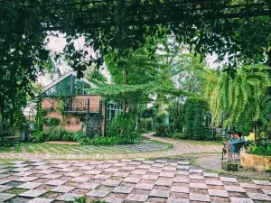 Ginger Bread House - Pet Lover Resort