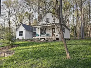 Enchanting Andersonville Home Steps to Norris Lake
