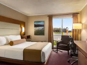 Atlantic Host Hotel, Trademark Collection by Wyndham