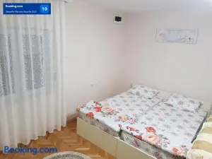 Stavrov Apartment