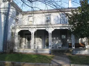 Historic Home - Victorian Stage Coach Inn