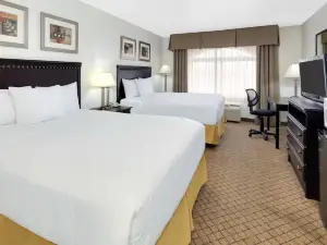 CASH REWARDS INN & SUITES