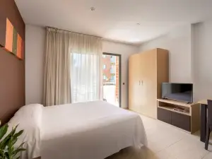 SG Costa BCN Apartments