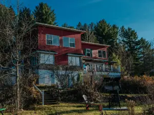Auberge Lac du Pin Rouge