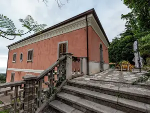 Villa Tecla