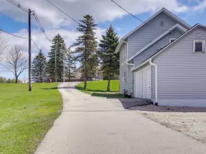 Pet Friendly with Yard Near Beach, Game Room