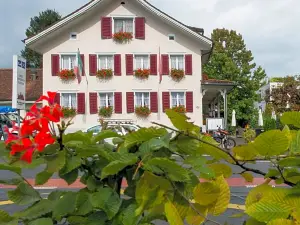 Hotel Ristorante Schlössli