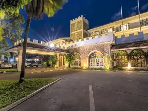 Protea Hotel Dar es Salaam Courtyard