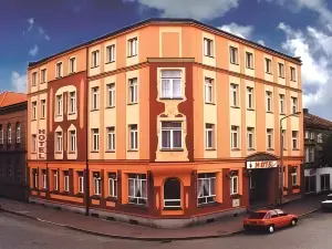 Grand Boutique Hotel - Dawny Hotel Kaliski Ratuszowy