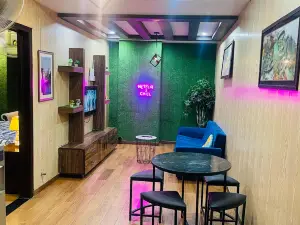 Luxury Private Top Floor Apartment in Bahria