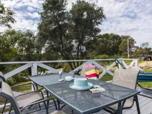 Blueshack - Walking Distance To Foreshore