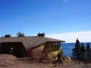 Private End Condo on Superior w/ Panoramic Views!  Fireplace & Private Sauna!