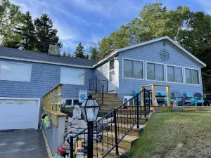 2 bd, 1.5 bath, king bed, hiking & puffin cruise nearby, fire pit