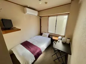 Ueda Plaza Hotel Tenjin