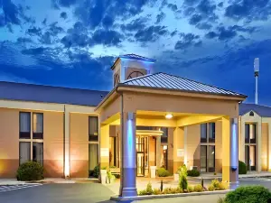 Holiday Inn Express Marshfield (Springfield Area)