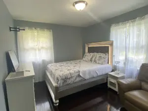 Akeem's  Guest House