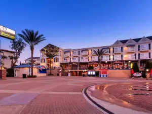 Kemah Boardwalk Inn