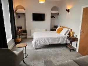 Hoopers Sandy Beach Guest Rooms