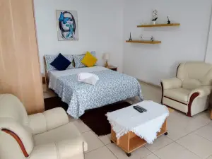 나탈리아 게스트 하우스