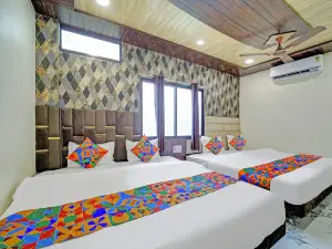 FabHotel Starlight Inn