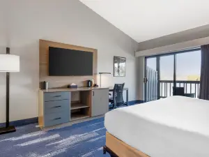 เอดจ์วอเตอร์ อินน์ แอนด์ สวีทส์, แอน แอสเซนด์ คอลเลกชัน โรงแรม