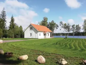 Amazing Home in Skillingaryd with 4 Bedrooms and Wifi