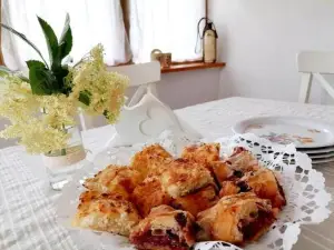 Lankas Vendeghaz - Holloko