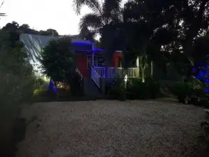 Always Summer Inn