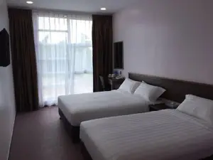 ID Hotel Yayasan