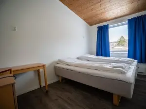 Dombåstun