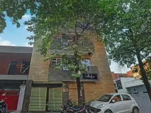 Collection O Hotel Mohan Paradise