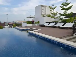 The Axana Hotel