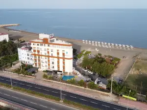 Denizkumu Hotel