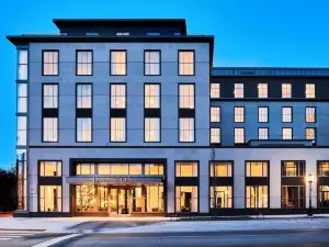 Daxton Hotel Birmingham, Curio Collection by Hilton