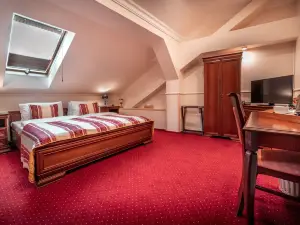 Hotel Capital with Private Wellness