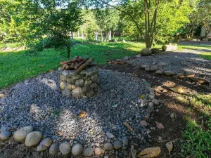 แบมบู ริเวอร์ ลอดจ์