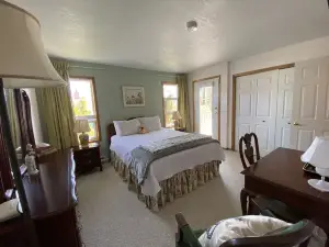 Crown House B&B