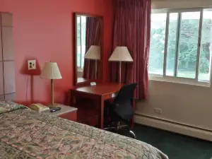 Budget Inn Fairport