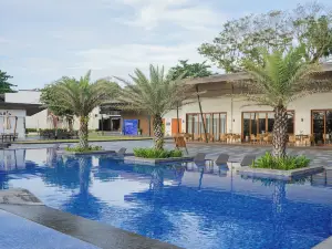 The Tropics at MacArthur Park