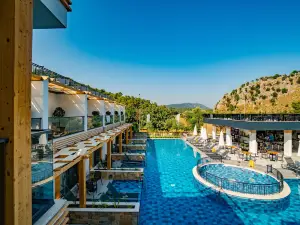 L Hotel Sarigerme