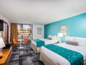 Howard Johnson by Wyndham Winter Haven FL