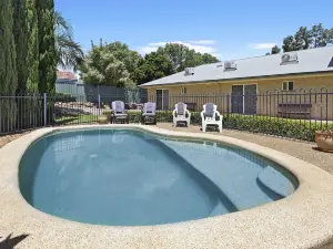 Great Divide Motor Inn