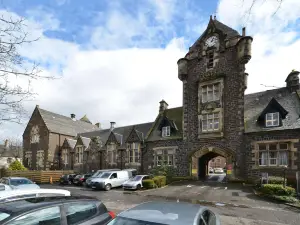 Stirling Highland Hotel- Part of the Cairn Collection