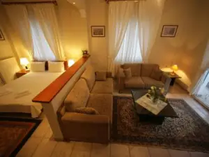 Paraliako Katerina Studios & Rooms - Biker Friendly Hotel